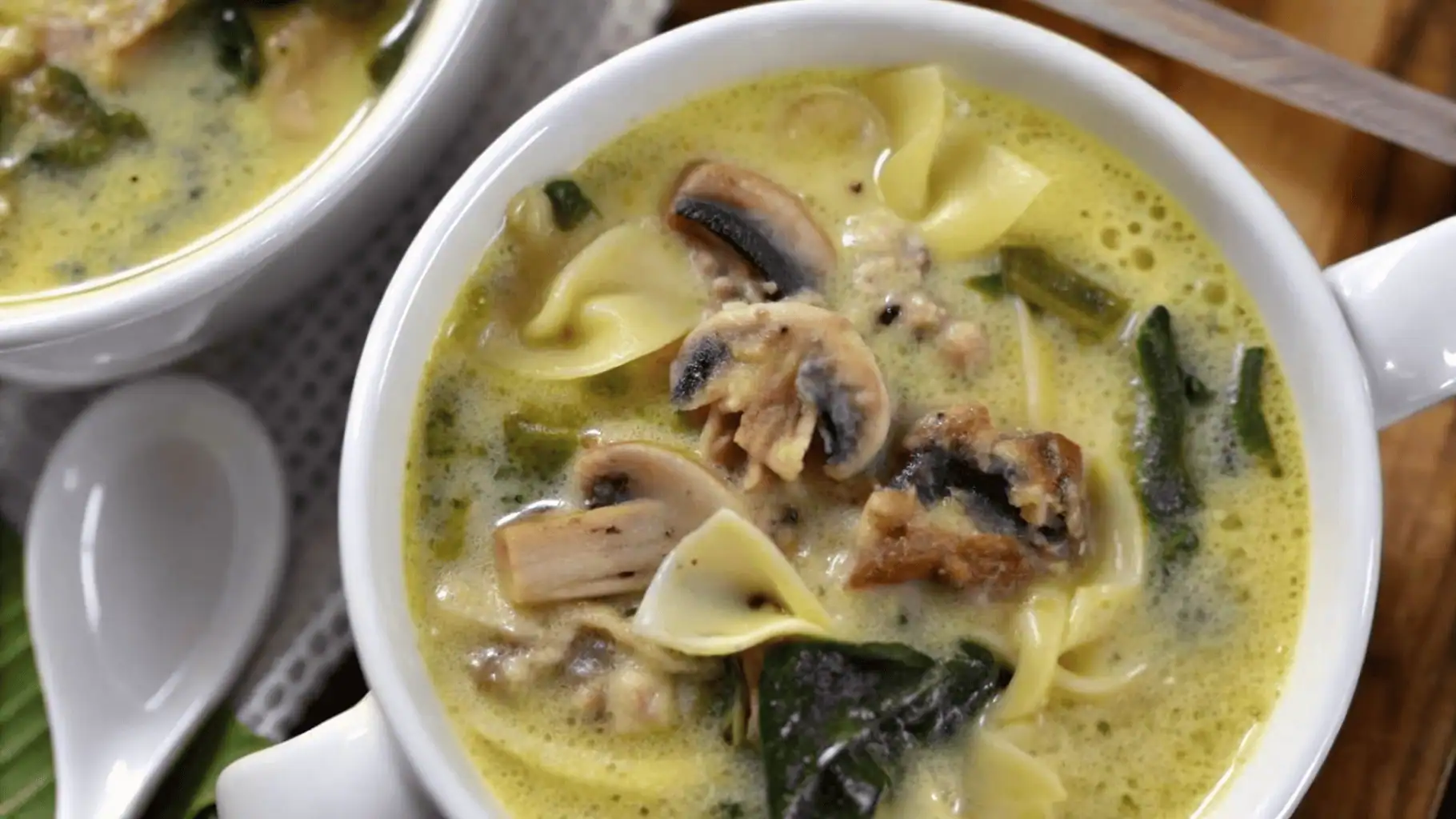 creamy Alfredo lasagna soup